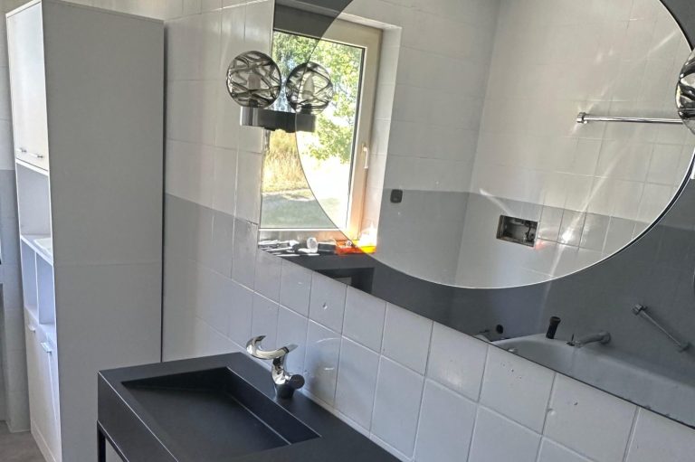 Ferienwohnung Hof Schöneck: großes Bad Ferienhaus Ferienwohnung Hof Schöneck Mosel Mittelrhein Koblenz Oberwesel