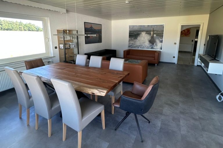 Ferienhaus Hof Schöneck: Platz für bis zu 8 Personen Ferienhaus Ferienwohnung Hof Schöneck Mosel Mittelrhein Koblenz Cochem